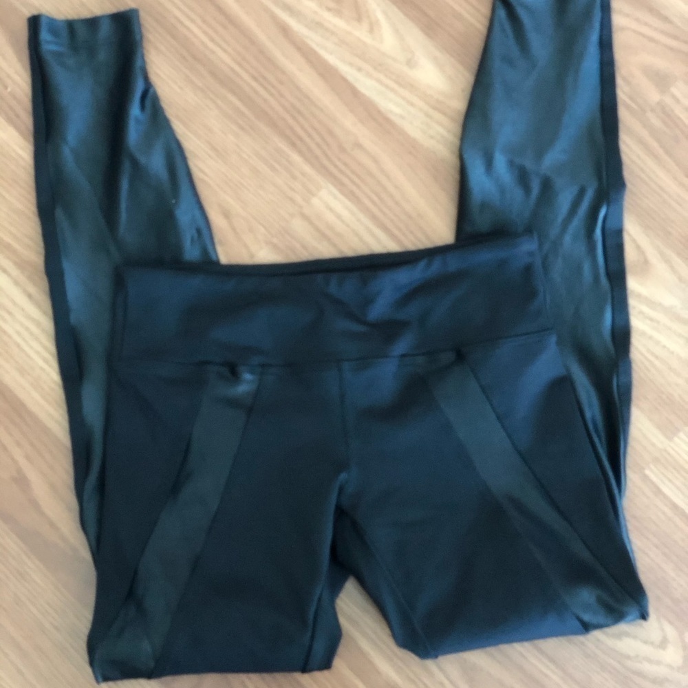 Koral Black Mid Rise Leggins Size S